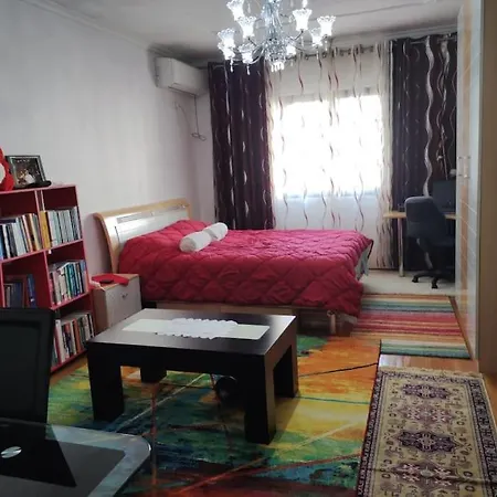 Flat In Tirana, Rruga 5 Maji, Apartment
